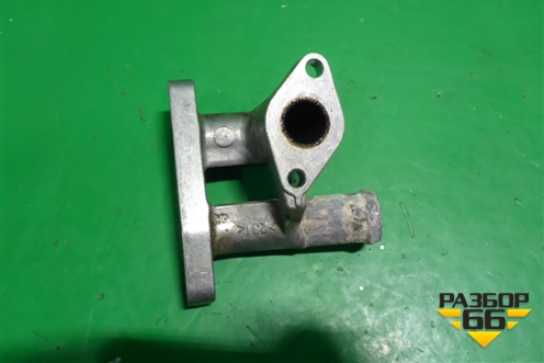 Фланец двигателя системы охлаждения (и на клапан EGR) (066131119A) для Volkswagen Touareg c 2002-2010г (Туарег)