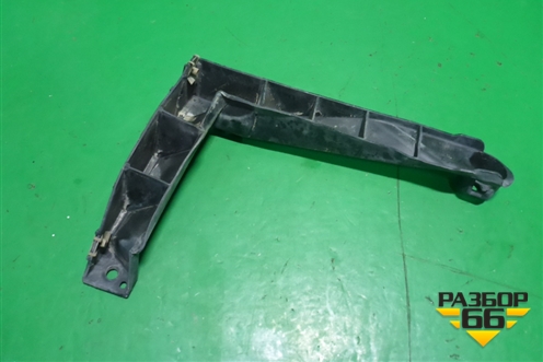 Кронштейн заднего бампера левый (под фонарь) (7L6807861) для Volkswagen Touareg c 2002-2010г (Туарег)