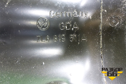 Короб водоотводящий (левый) (7L6819511A) для Volkswagen Touareg c 2002-2010г (Туарег)