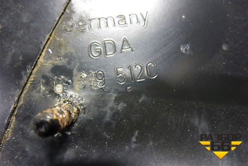 Короб водоотводящий (правый) (7L6819512С) для Volkswagen Touareg c 2002-2010г (Туарег)