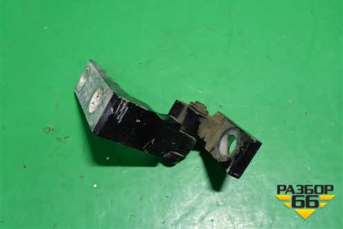 Петля двери передней правой верхняя (7L0831402A) для Volkswagen Touareg c 2002-2010г (Туарег)