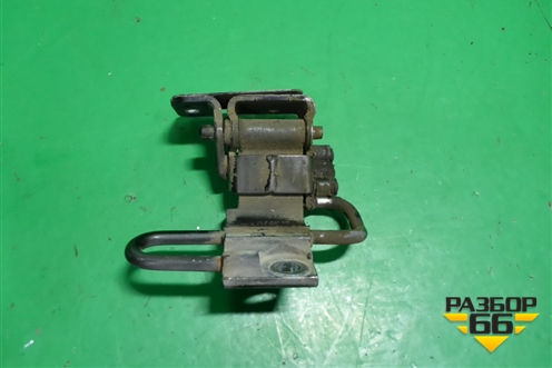 Петля двери передней левой нижняя (7L0831411) для Volkswagen Touareg c 2002-2010г (Туарег)