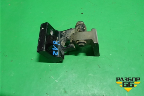 Петля двери задней правой верхняя (7L0833402A) для Volkswagen Touareg c 2002-2010г (Туарег)