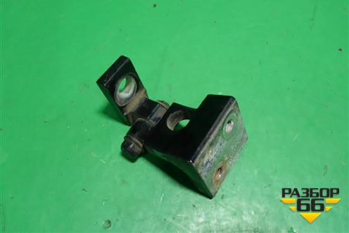 Петля двери задней левой верхняя (7L0833401A) для Volkswagen Touareg c 2002-2010г (Туарег)