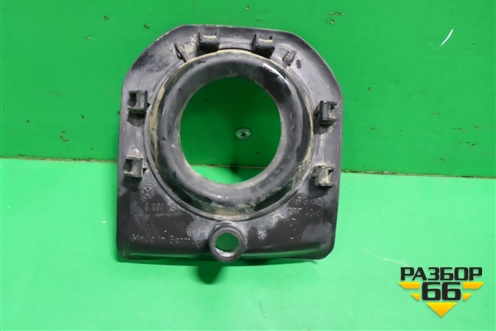 Ниша лючка бензобака (7L0201251) для Volkswagen Touareg c 2002-2010г (Туарег)