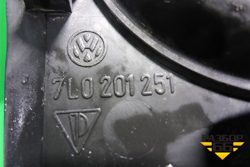 Ниша лючка бензобака (7L0201251) для Volkswagen Touareg c 2002-2010г (Туарег)