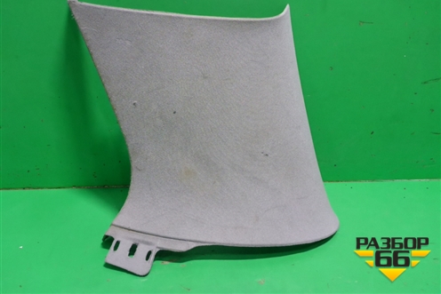 Обшивка стойки задняя верхняя правая (задняя часть) (7L6867246) для Volkswagen Touareg c 2002-2010г (Туарег)