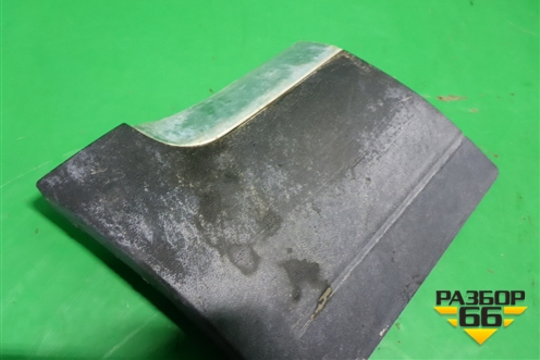 Накладка переднего крыла левого (7L6854959A) для Volkswagen Touareg c 2002-2010г (Туарег)