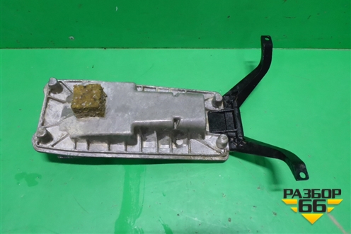 Кронштейн кулисы КПП (АКПП) (7L6713095B) для Volkswagen Touareg c 2002-2010г (Туарег)