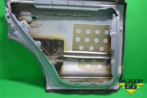 Дверь задняя левая (7L0833055M) для Volkswagen Touareg c 2002-2010г (Туарег)