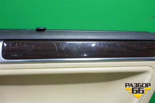 Обшивка двери задней правой под электрику (7L6867212) для Volkswagen Touareg c 2002-2010г (Туарег)