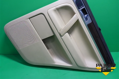 Обшивка двери задней правой под электрику (7L6867212) для Volkswagen Touareg c 2002-2010г (Туарег)