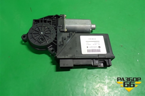 Моторчик стеклоподъёмника передний левый (7L0959701A) для Volkswagen Touareg c 2002-2010г (Туарег)