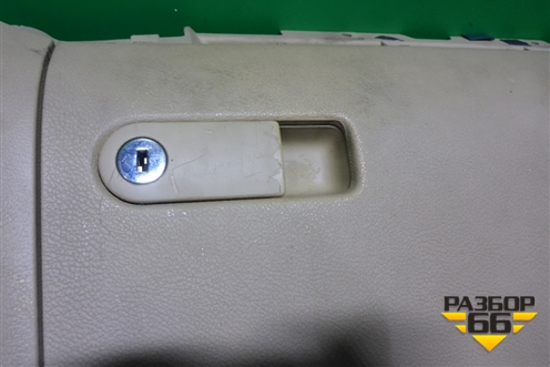 Торпедо (нижняя часть) (7L6858904) для Volkswagen Touareg c 2002-2010г (Туарег)