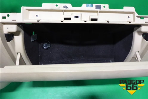 Торпедо (нижняя часть) (7L6858904) для Volkswagen Touareg c 2002-2010г (Туарег)