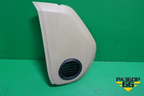 Накладка на торпедо (боковая правая) (7L6857176) для Volkswagen Touareg c 2002-2010г (Туарег)