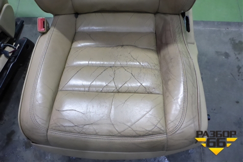 Сиденья комплект (AIR BAG подогрев) для Volkswagen Touareg c 2002-2010г (Туарег)