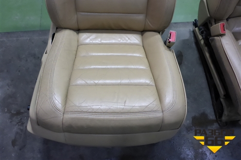 Сиденья комплект (AIR BAG подогрев) для Volkswagen Touareg c 2002-2010г (Туарег)