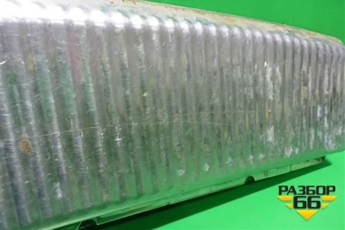 Обшивка багажника на заднюю панель (накладка) (7L6863459) для Volkswagen Touareg c 2002-2010г (Туарег)