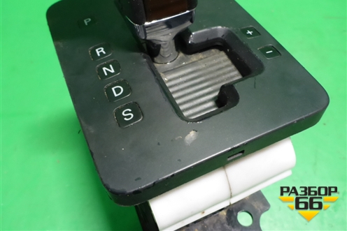 Кулиса КПП АКПП (7L6713203A) для Volkswagen Touareg c 2002-2010г (Туарег)