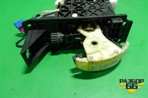 Кулиса КПП АКПП (7L6713203A) для Volkswagen Touareg c 2002-2010г (Туарег)