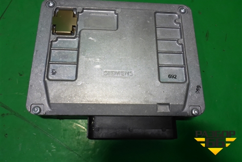 Блок управления раздаточной коробкой (0AD927755AB) для Volkswagen Touareg c 2002-2010г (Туарег)