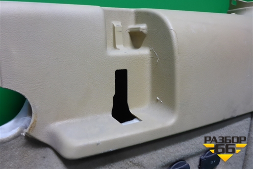 Обшивка багажника правая (7L6867038) для Volkswagen Touareg c 2002-2010г (Туарег)