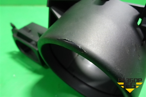 Кронштейн (модуля управлением света фар) (7L6858503T) для Volkswagen Touareg c 2002-2010г (Туарег)