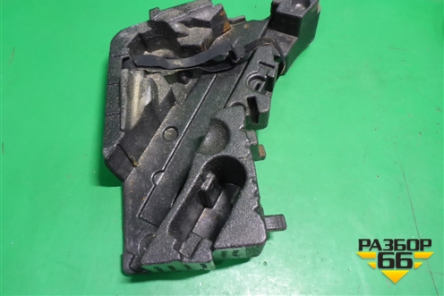 Ящик инструментальный в багажник (7L0012112) для Volkswagen Touareg c 2002-2010г (Туарег)