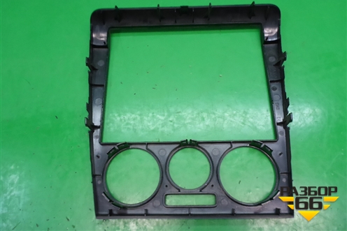 Рамка магнитолы (1U1863399) для Skoda Octavia (А4) с 1997-2011г (Октавия)