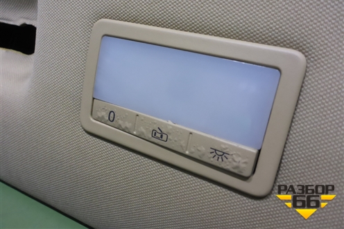 Обшивка потолка (под люк) (7L685606) для Volkswagen Touareg c 2002-2010г (Туарег)