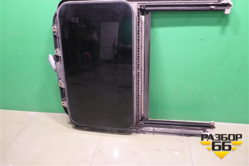 Люк электрический (7L0877041A) для Volkswagen Touareg c 2002-2010г (Туарег)