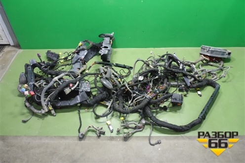 Проводка подкапотная+салон для Volkswagen Touareg c 2002-2010г (Туарег)
