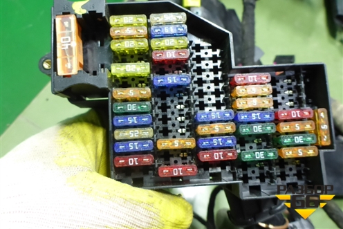 Проводка подкапотная+салон для Volkswagen Touareg c 2002-2010г (Туарег)