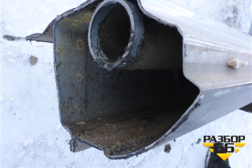 Порог со стойкой левый для Volkswagen Touareg c 2002-2010г (Туарег)