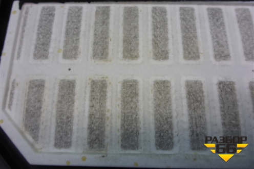 Крышка аккумулятора (под сиденьем) (7L0864643B) для Volkswagen Touareg c 2002-2010г (Туарег)