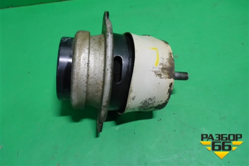 Опора двигателя (7L6199131A) для Volkswagen Touareg c 2002-2010г (Туарег)