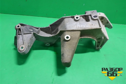 Кронштейн генератора (и компрессора кондиционера 3.2л BAA-VR6) (022260087F) для Volkswagen Touareg c 2002-2010г (Туарег)