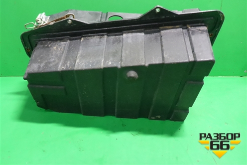 Ящик под аккумулятор (7L0801283D) для Volkswagen Touareg c 2002-2010г (Туарег)