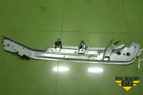 Кронштейн переднего крыла левый (7L6805919B) для Volkswagen Touareg c 2002-2010г (Туарег)