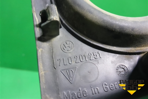 Ниша лючка бензобака (7L0201251) для Volkswagen Touareg c 2002-2010г (Туарег)