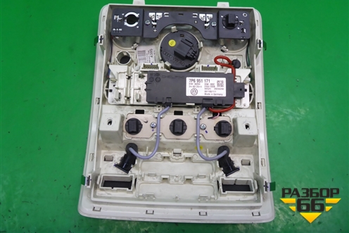 Плафон салонный (7P6951171) для Volkswagen Touareg с 2010-2018г (Туарег)