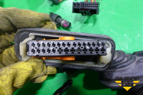 Проводка двери задней правой (7P6971694F) для Volkswagen Touareg с 2010-2018г (Туарег)