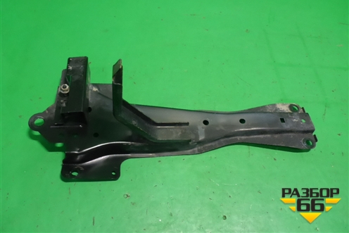 Кронштейн передней панели центральный для Nissan Teana (J31) с 2003-2008г (Теана)