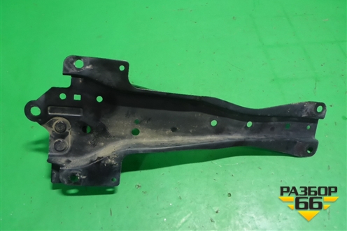 Кронштейн передней панели центральный для Nissan Teana (J31) с 2003-2008г (Теана)