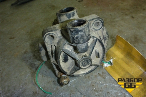 Клапан ускорительный (81521166074) для MAN TGA 4-Series  с 2000-2008г (ТГА)