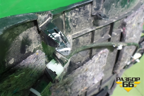 Обшивка багажника правая (6252060E20) для Toyota Land Cruiser (200) с 2008г (Ленд Крузер)