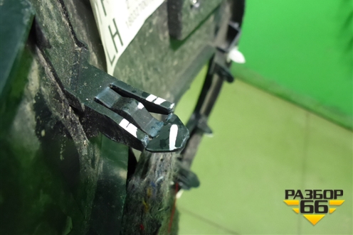 Обшивка багажника правая (6252060E20) для Toyota Land Cruiser (200) с 2008г (Ленд Крузер)