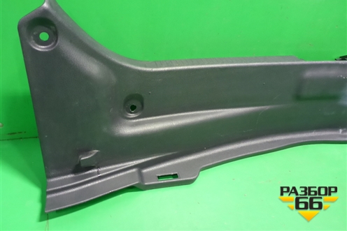 Обшивка багажника на заднюю панель (5838733140) для Toyota Camry V70 с 2017г (Камри)