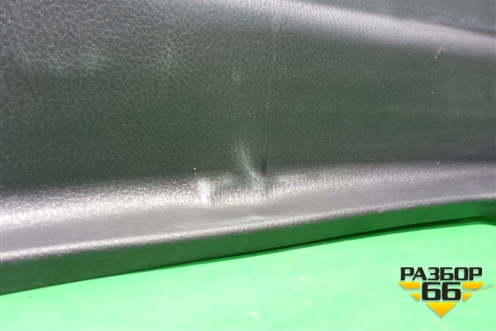 Обшивка багажника на заднюю панель (5838733140) для Toyota Camry V70 с 2017г (Камри)